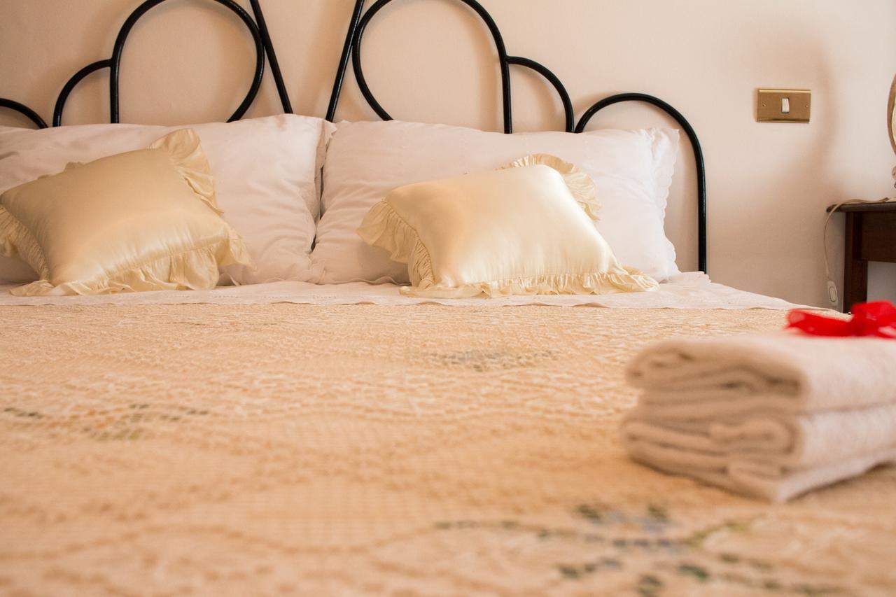 Il Mughetto Bed & Breakfast Celano Dış mekan fotoğraf